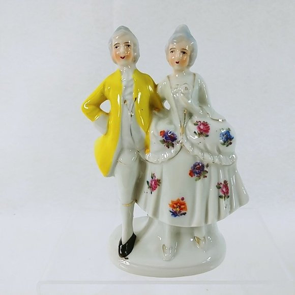 Colonial Couple Figurine Statue Gold Gilded Made in Japan 6.75" Tall - Picture 1 of 8